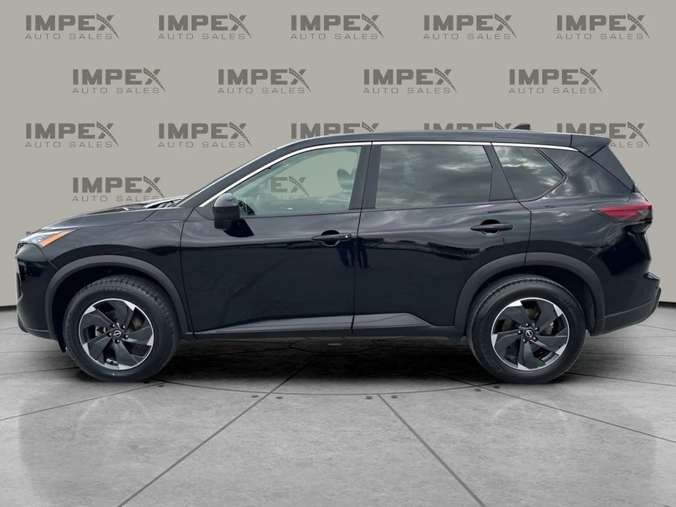 2025 Nissan Rogue - Image 2 of 21