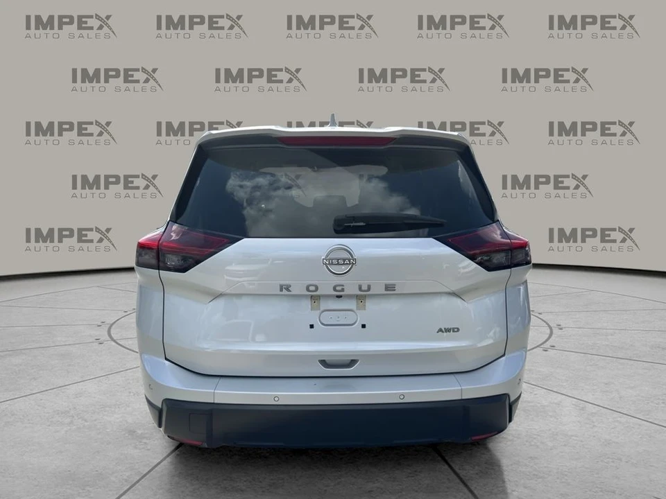2025 Nissan Rogue - Image 4 of 21