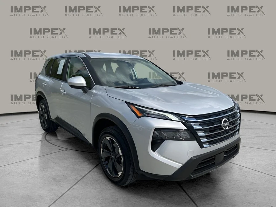 2025 Nissan Rogue - Image 7 of 21