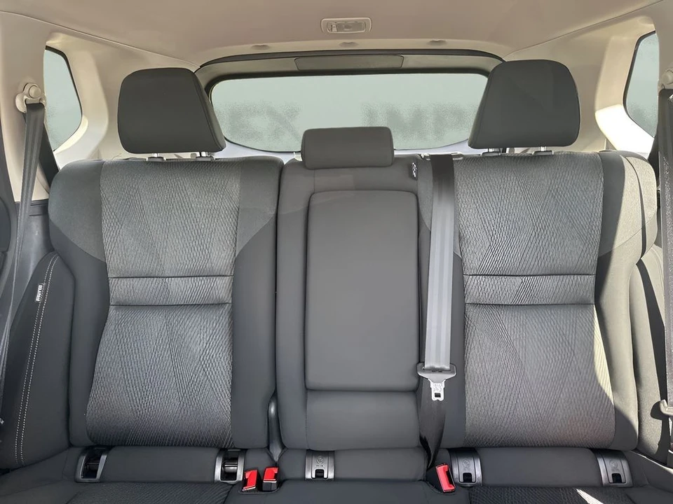 2025 Nissan Rogue - Image 11 of 21