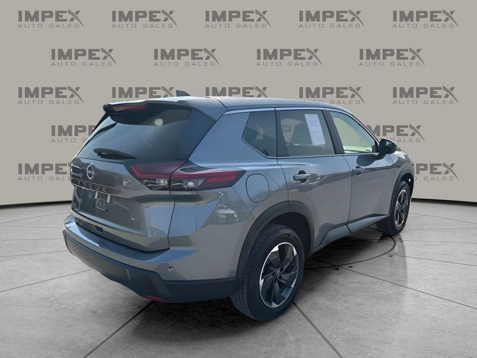 2025 Nissan Rogue - Image 5 of 21