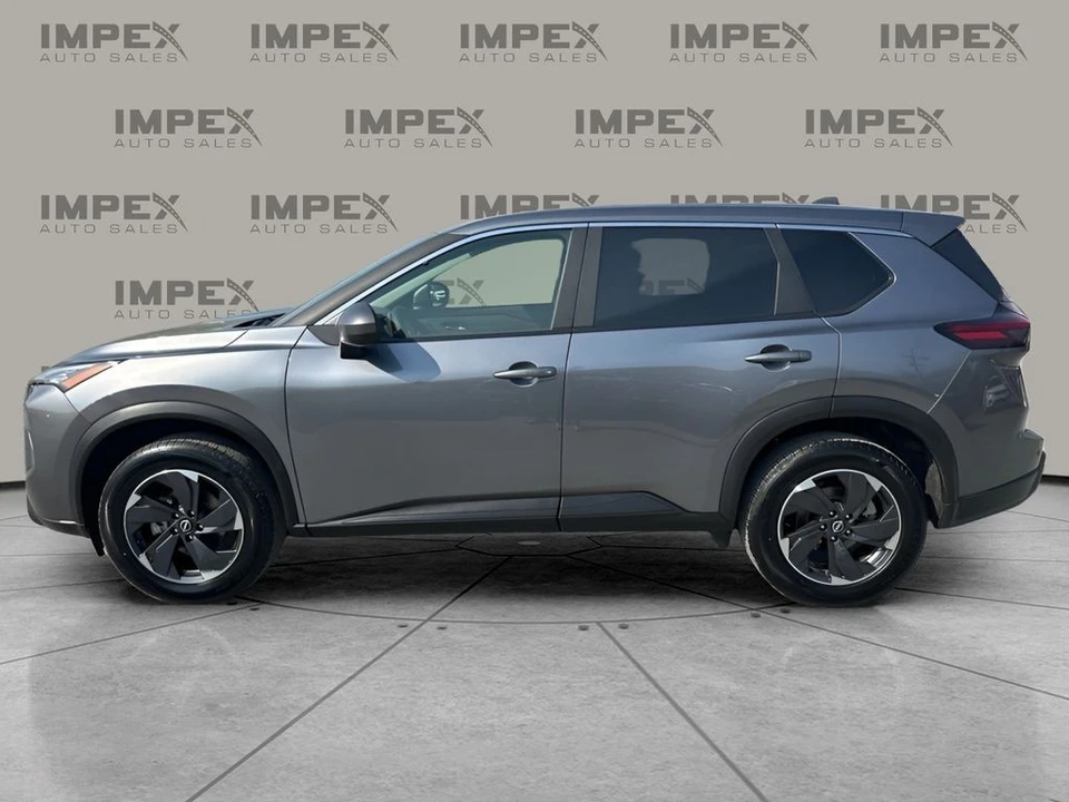 2025 Nissan Rogue - Image 2 of 21