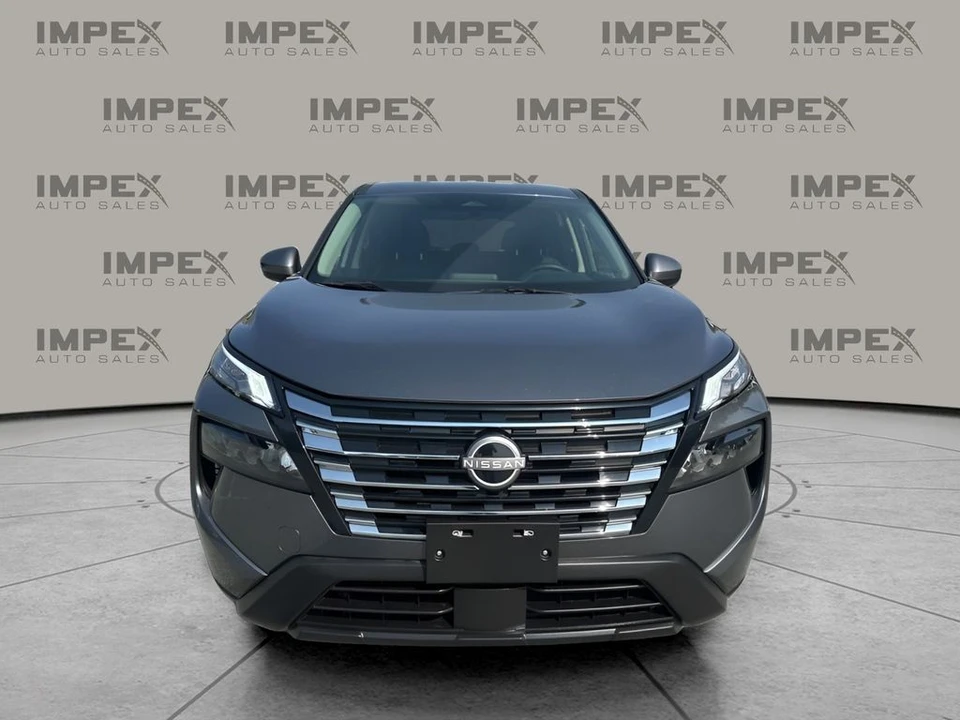 2025 Nissan Rogue - Image 8 of 21