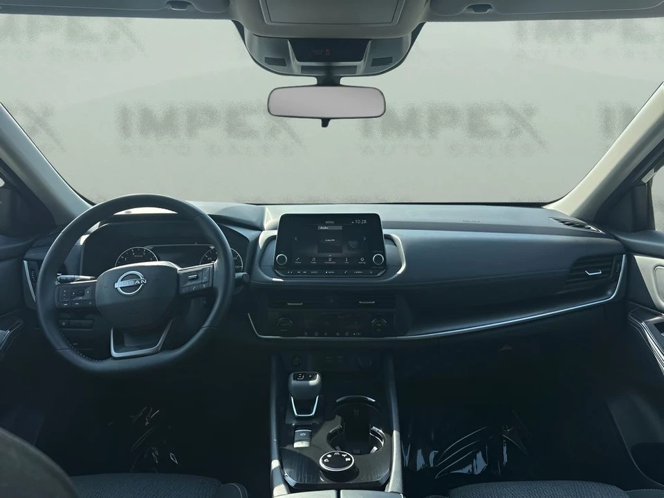 2025 Nissan Rogue - Image 12 of 21