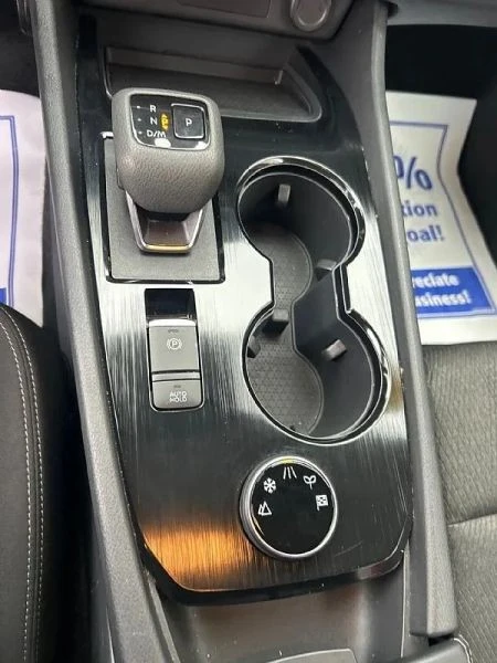 2025 Nissan Rogue - Image 12 of 12
