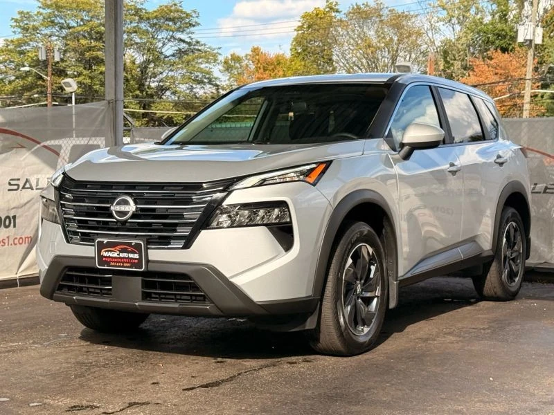 2025 Nissan Rogue - Image 3 of 12