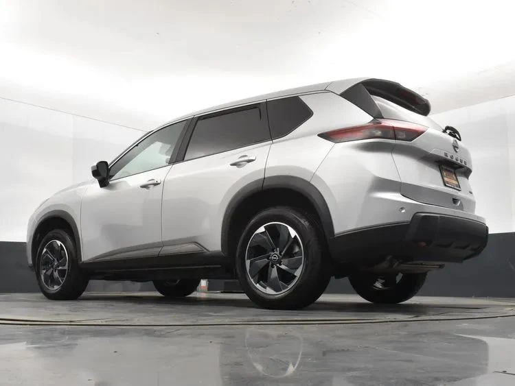 2025 Nissan Rogue - Image 12 of 12