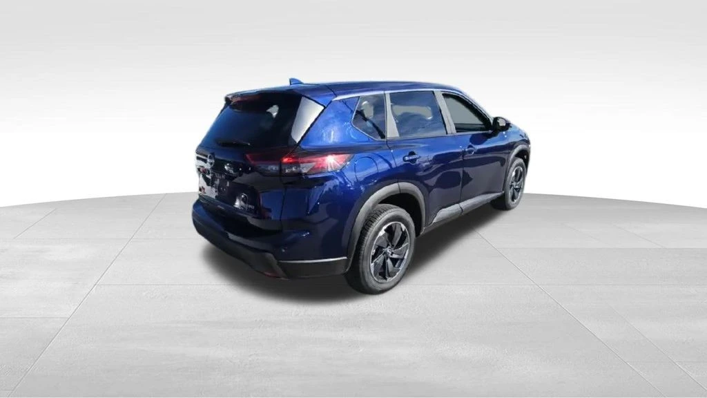 2025 Nissan Rogue - Image 8 of 12