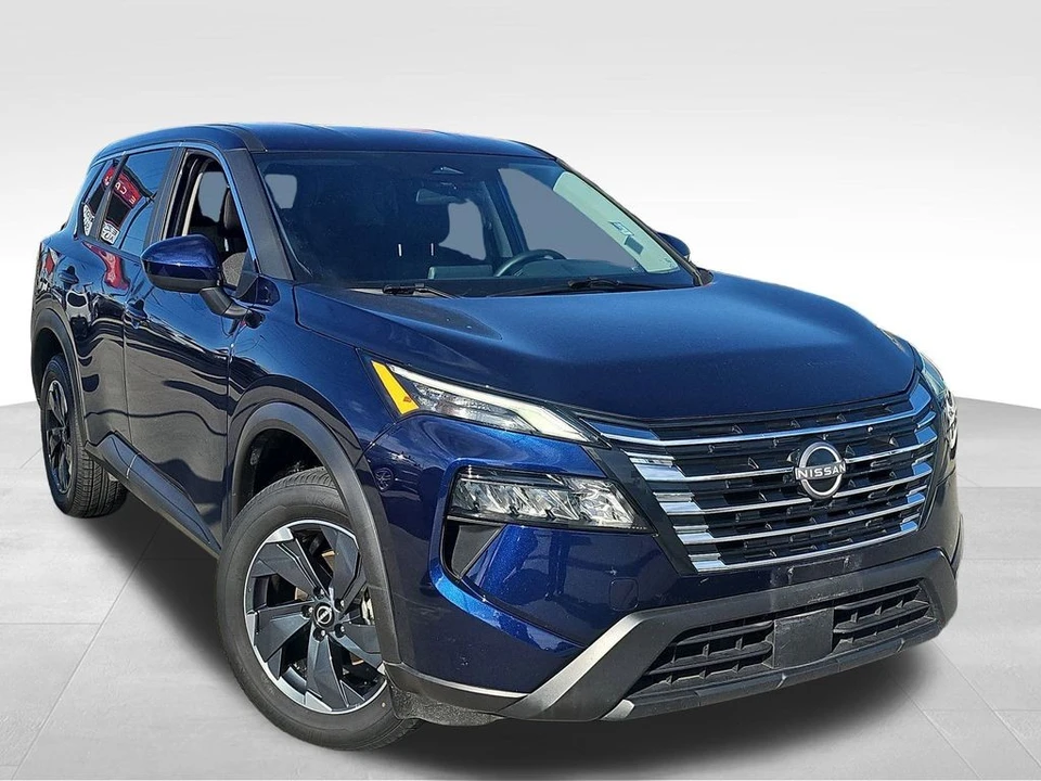 2025 Nissan Rogue - Image 11 of 12