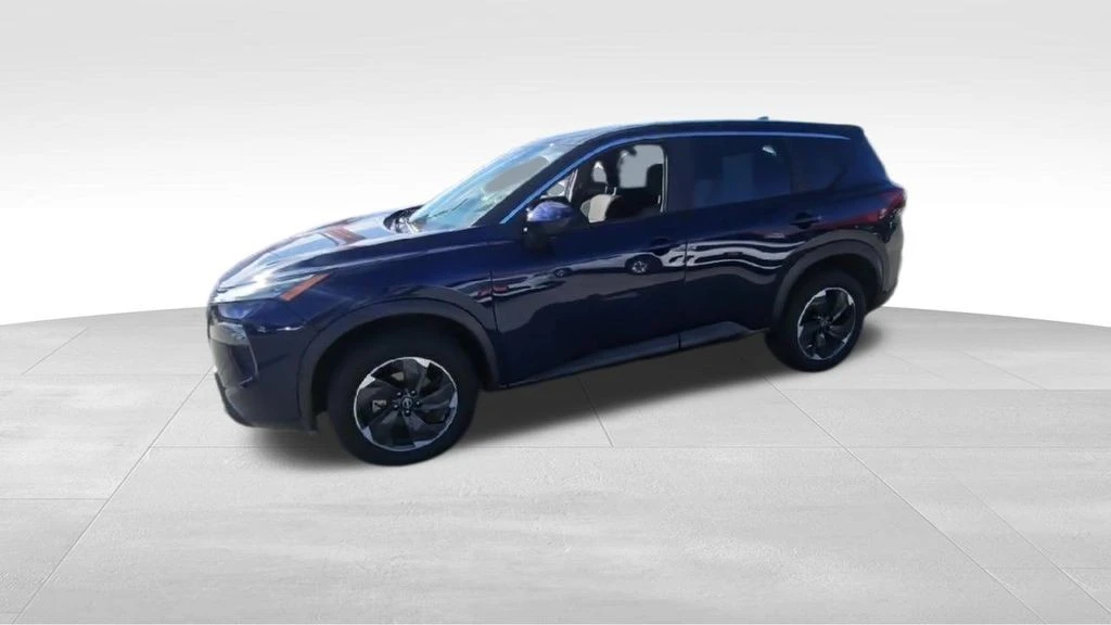 2025 Nissan Rogue - Image 4 of 12