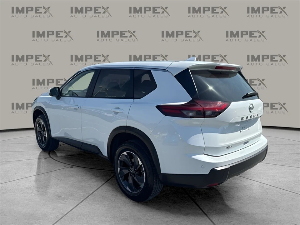 2025 Nissan Rogue - Image 3 of 12