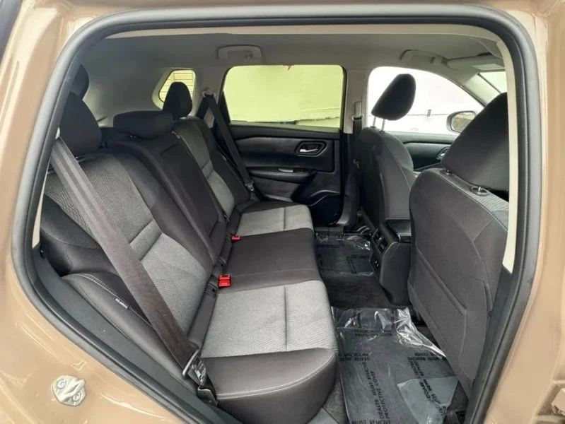 2025 Nissan Rogue - Image 12 of 12