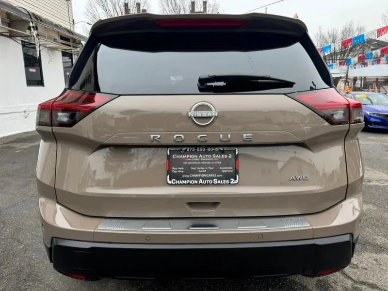 2025 Nissan Rogue - Image 6 of 12