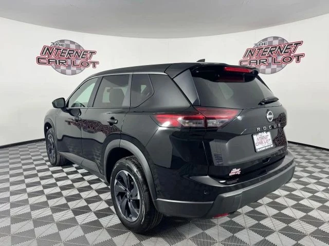2025 Nissan Rogue - Image 5 of 12