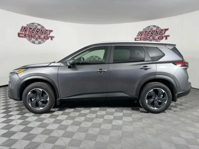2025 Nissan Rogue - Image 4 of 12