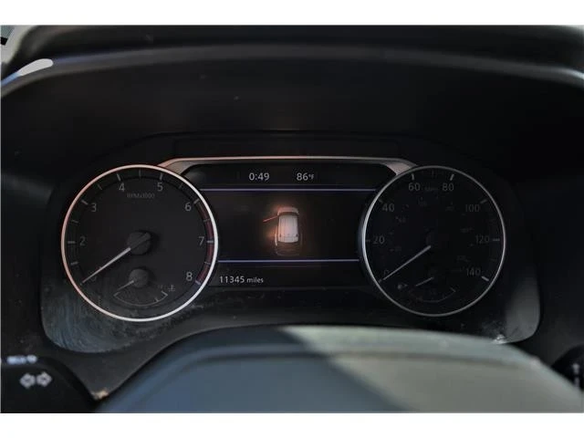 2025 Nissan Rogue - Image 8 of 19
