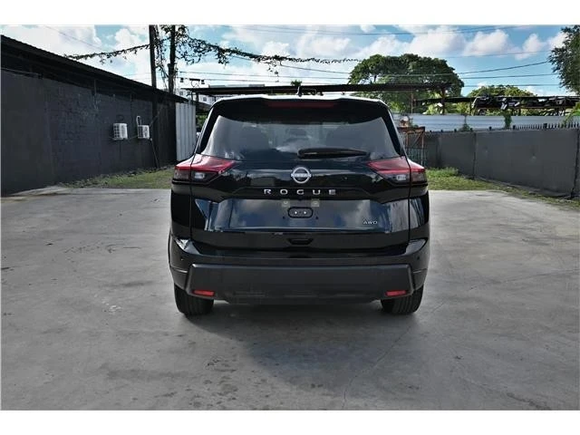 2025 Nissan Rogue - Image 4 of 19