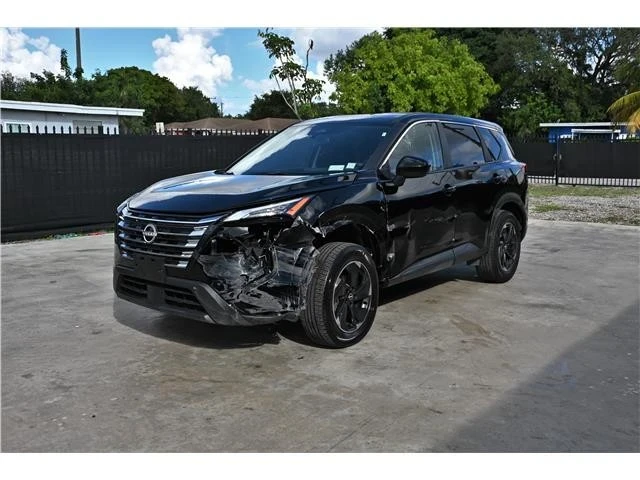2025 Nissan Rogue - Image 2 of 19