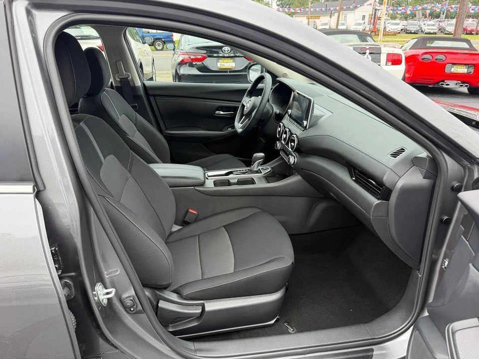 2025 Nissan Sentra 8th Gen - Image 17 of 26