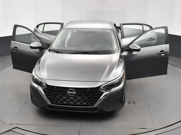2025 Nissan Sentra 8th Gen - Image 10 of 12