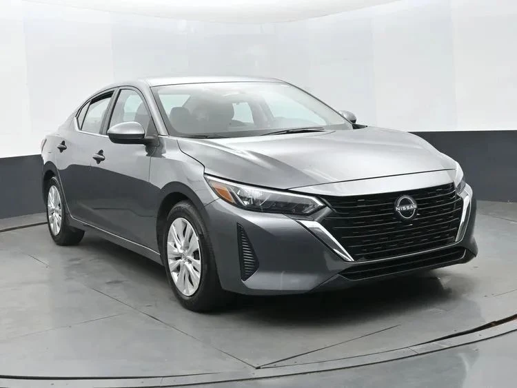 2025 Nissan Sentra 8th Gen - Image 2 of 12