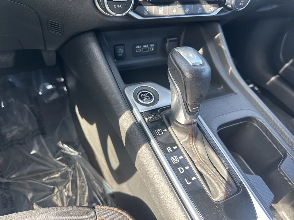 2025 Nissan Sentra 8th Gen - Image 15 of 21