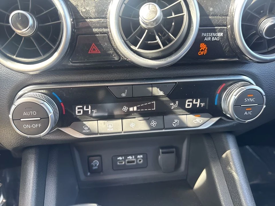 2025 Nissan Sentra 8th Gen - Image 17 of 21
