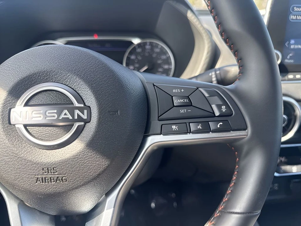 2025 Nissan Sentra 8th Gen - Image 14 of 21