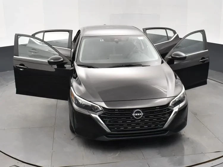 2025 Nissan Sentra 8th Gen - Image 10 of 12