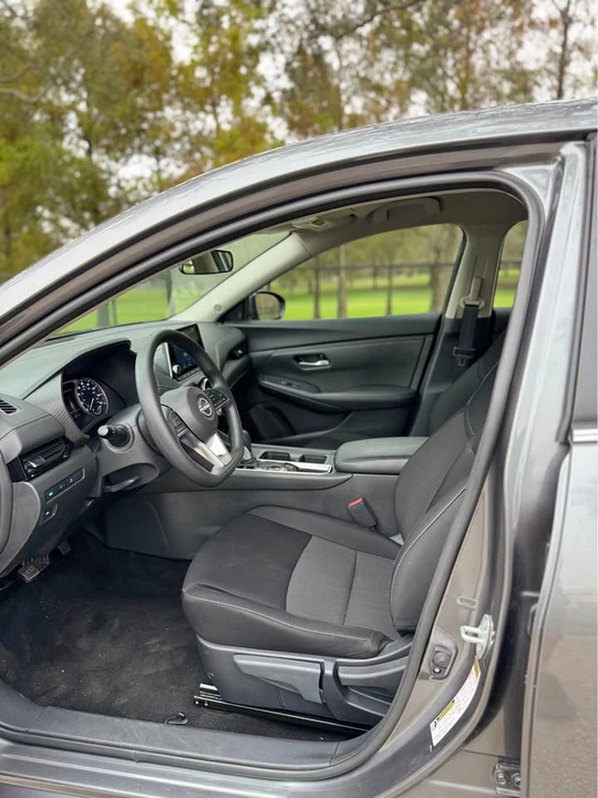 2025 Nissan Sentra 8th Gen - Image 8 of 16