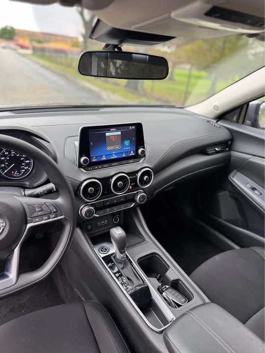2025 Nissan Sentra 8th Gen - Image 10 of 16