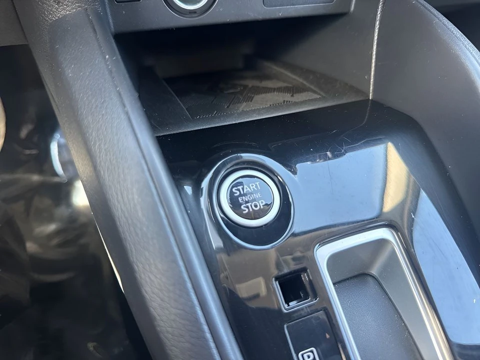 2025 Nissan Versa - Image 19 of 21