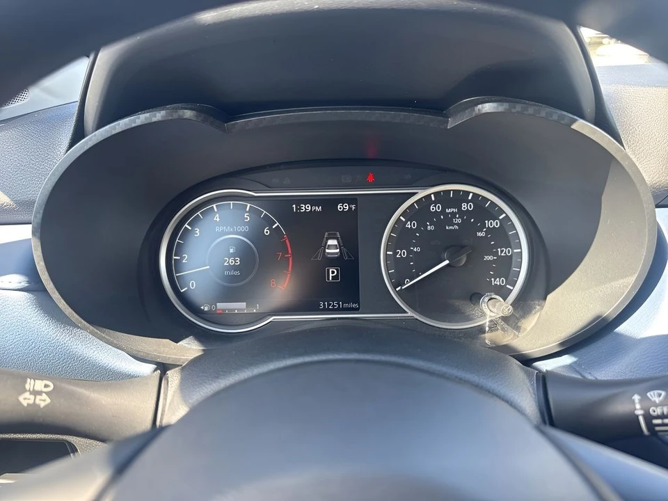 2025 Nissan Versa - Image 20 of 21