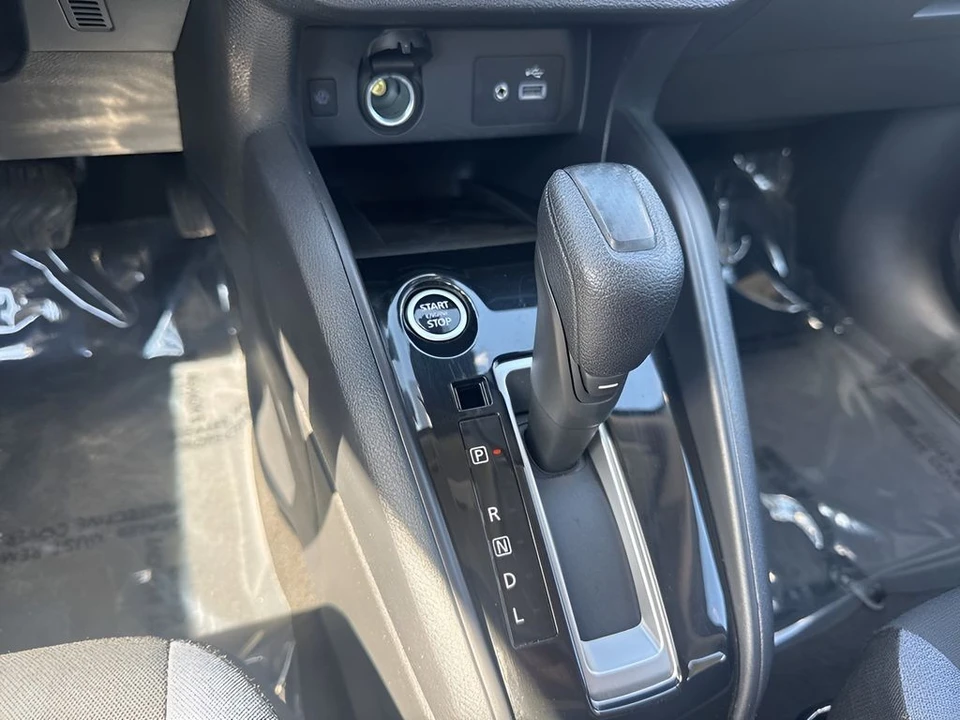 2025 Nissan Versa - Image 15 of 21