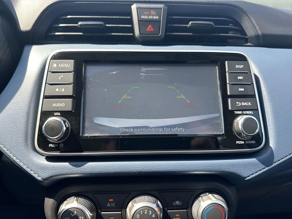 2025 Nissan Versa - Image 17 of 21