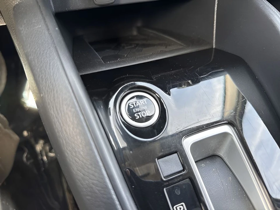2025 Nissan Versa - Image 19 of 21