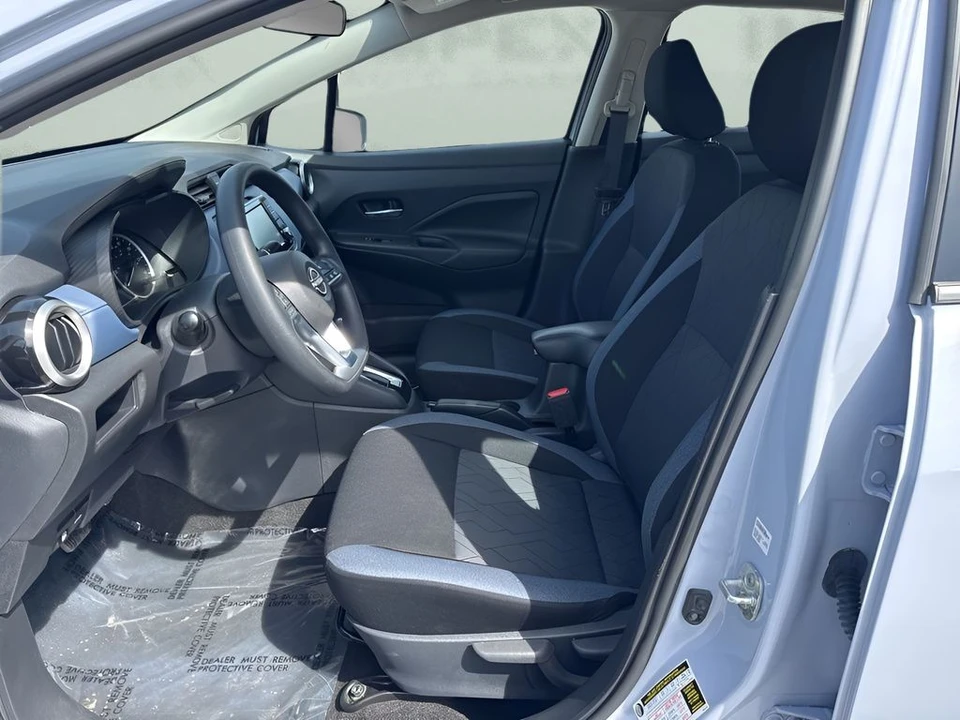 2025 Nissan Versa - Image 9 of 21