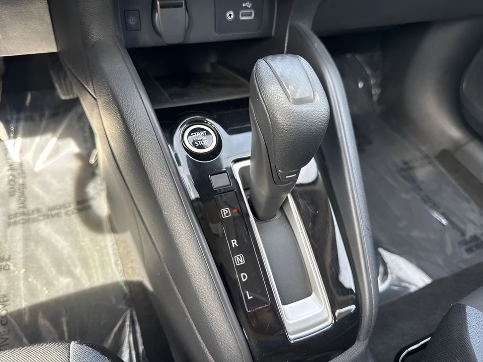 2025 Nissan Versa - Image 15 of 21