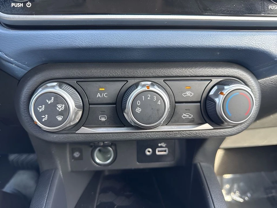 2025 Nissan Versa - Image 17 of 21
