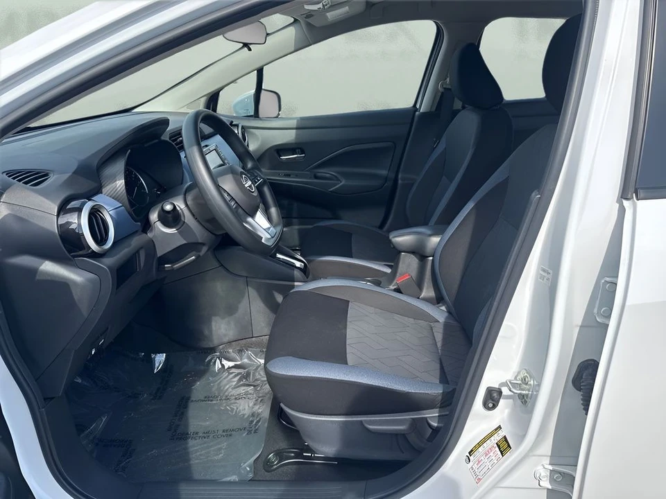 2025 Nissan Versa - Image 9 of 12