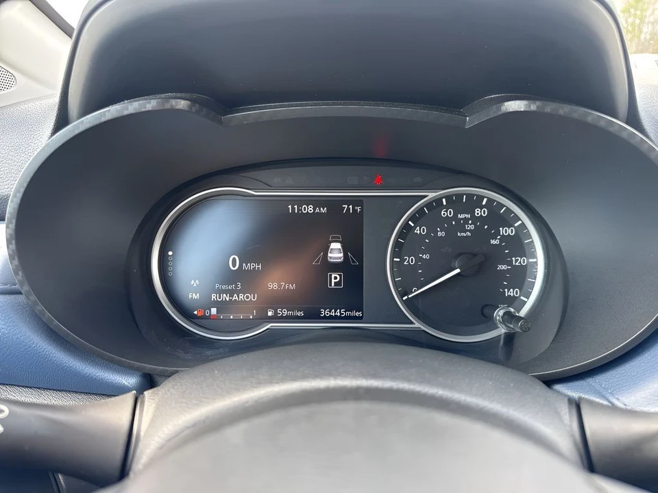 2025 Nissan Versa - Image 20 of 21