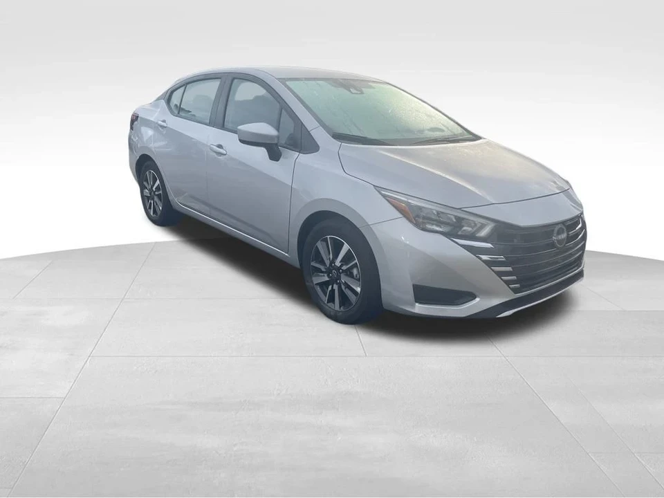 2025 Nissan Versa - Image 3 of 12