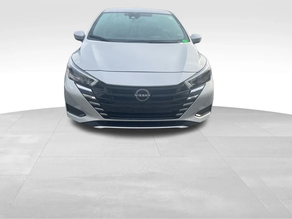 2025 Nissan Versa - Image 2 of 12