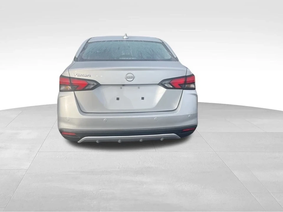 2025 Nissan Versa - Image 7 of 12