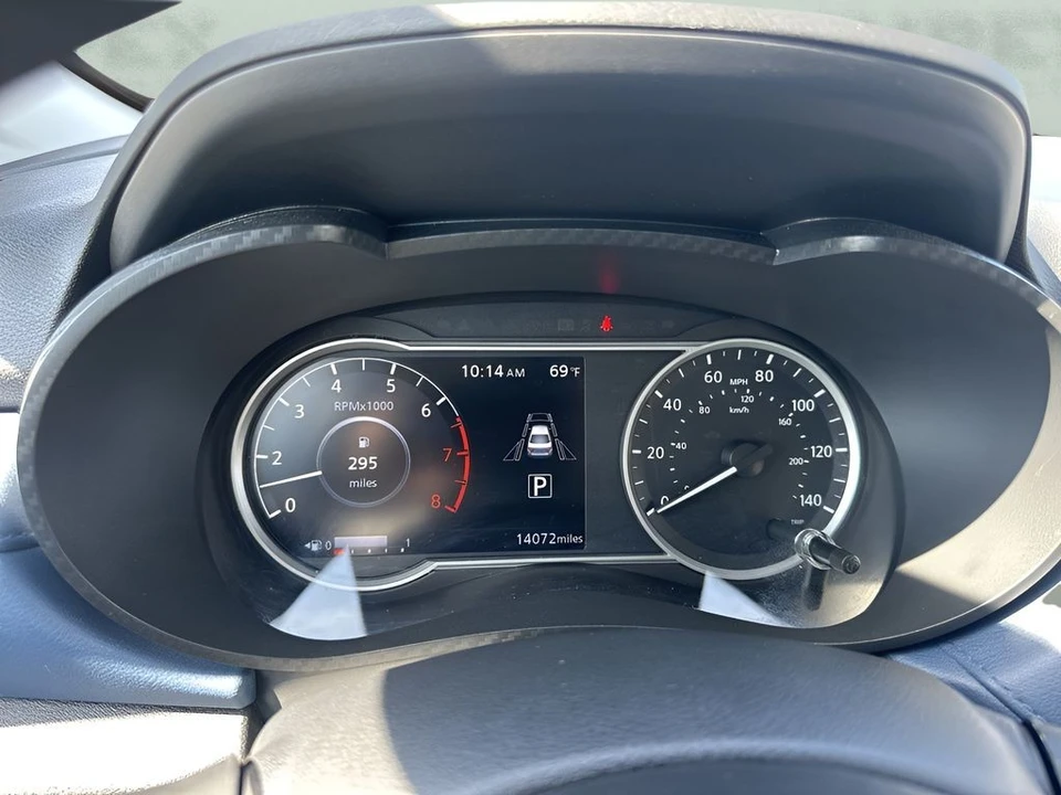 2025 Nissan Versa - Image 20 of 21