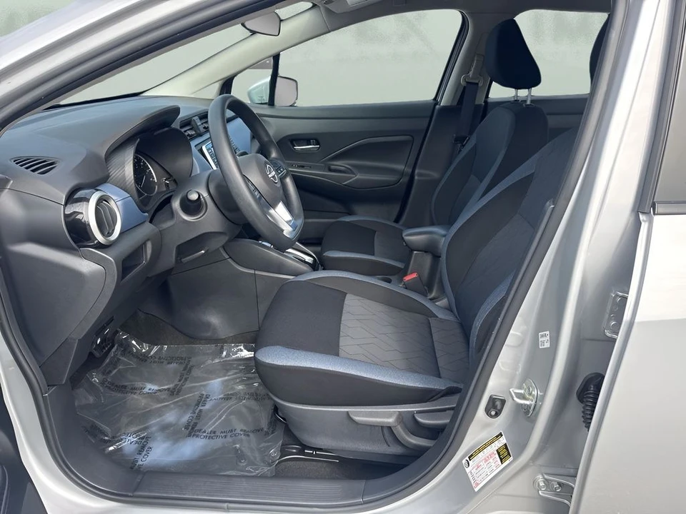 2025 Nissan Versa - Image 9 of 21