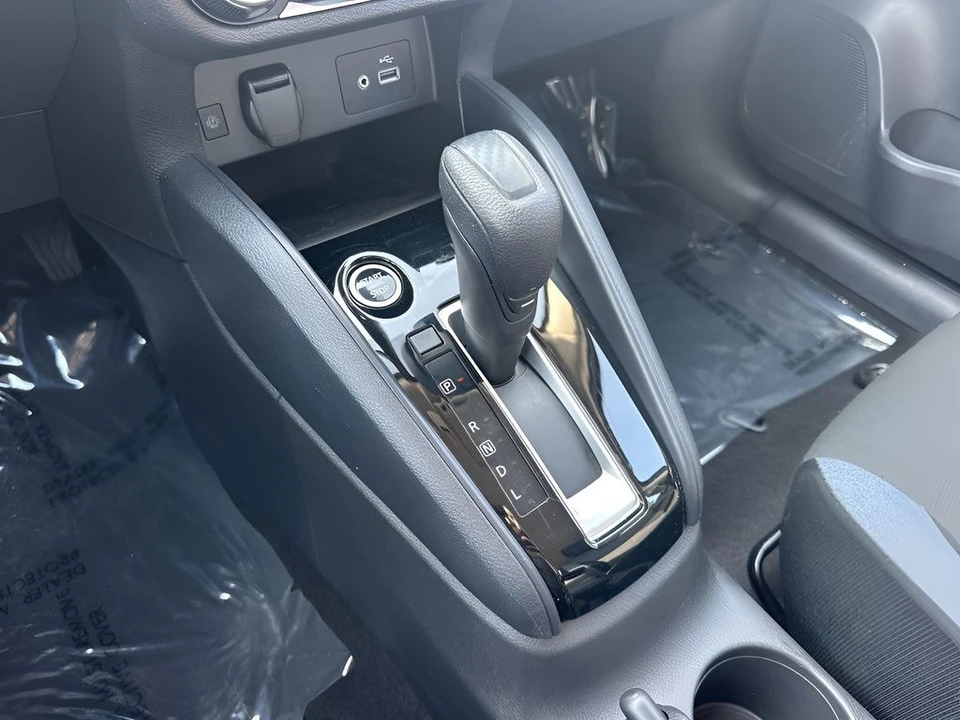 2025 Nissan Versa - Image 15 of 21