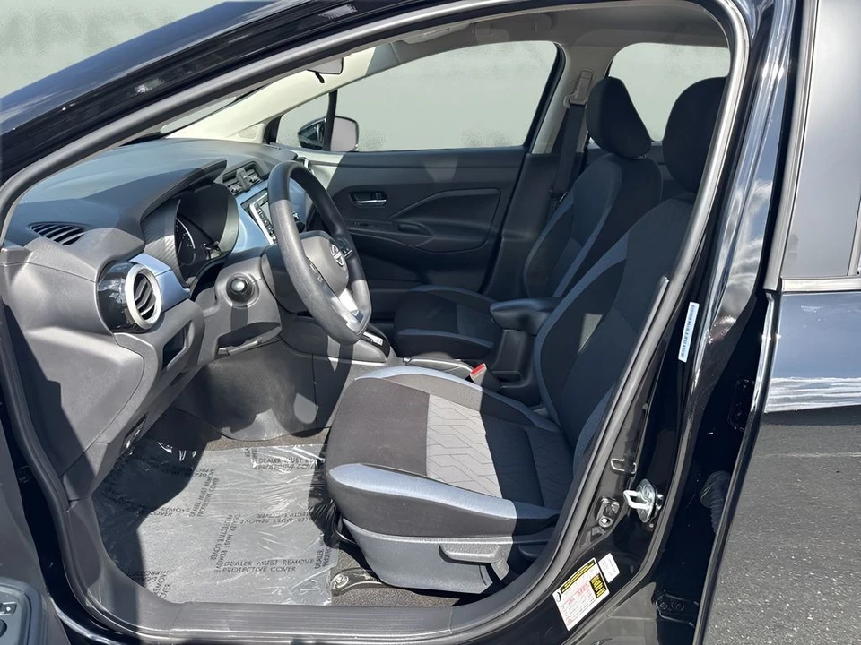 2025 Nissan Versa - Image 9 of 21
