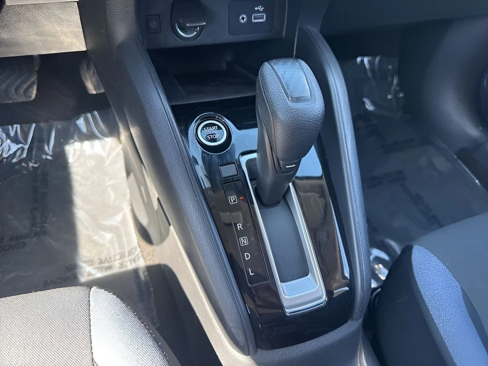 2025 Nissan Versa - Image 15 of 21