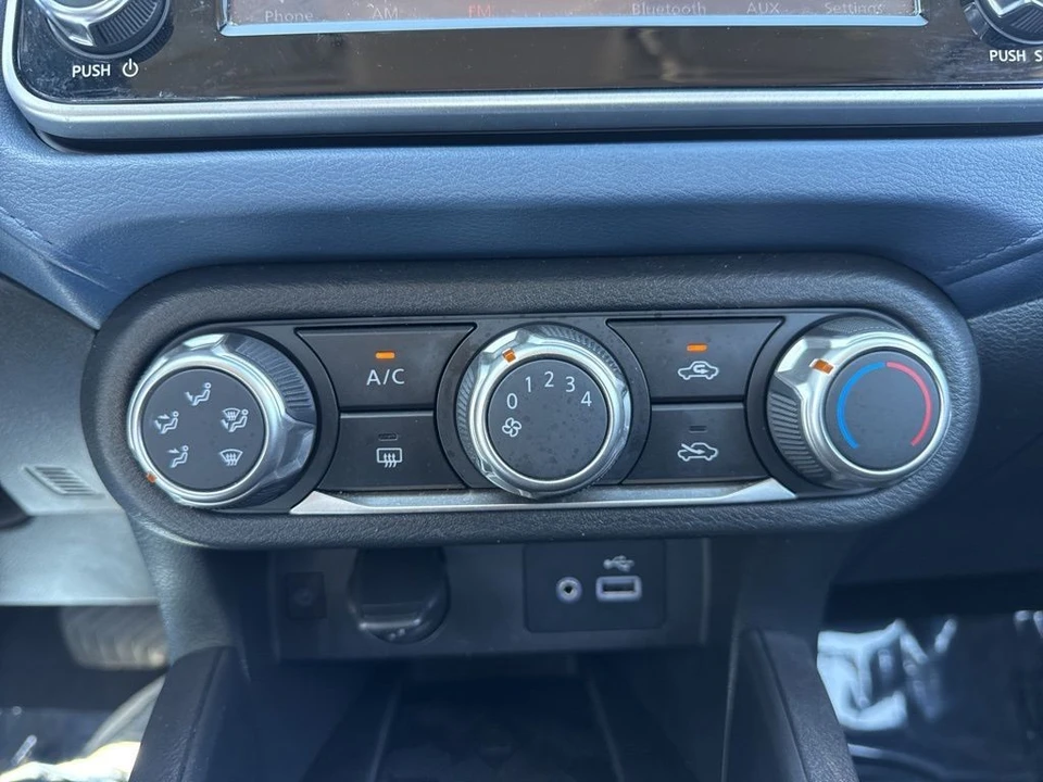 2025 Nissan Versa - Image 17 of 21